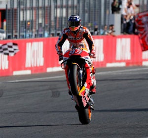 Marc Márquez celebra su séptimo título de motociclismo Marc Márquez celebra su séptimo título de motociclismo