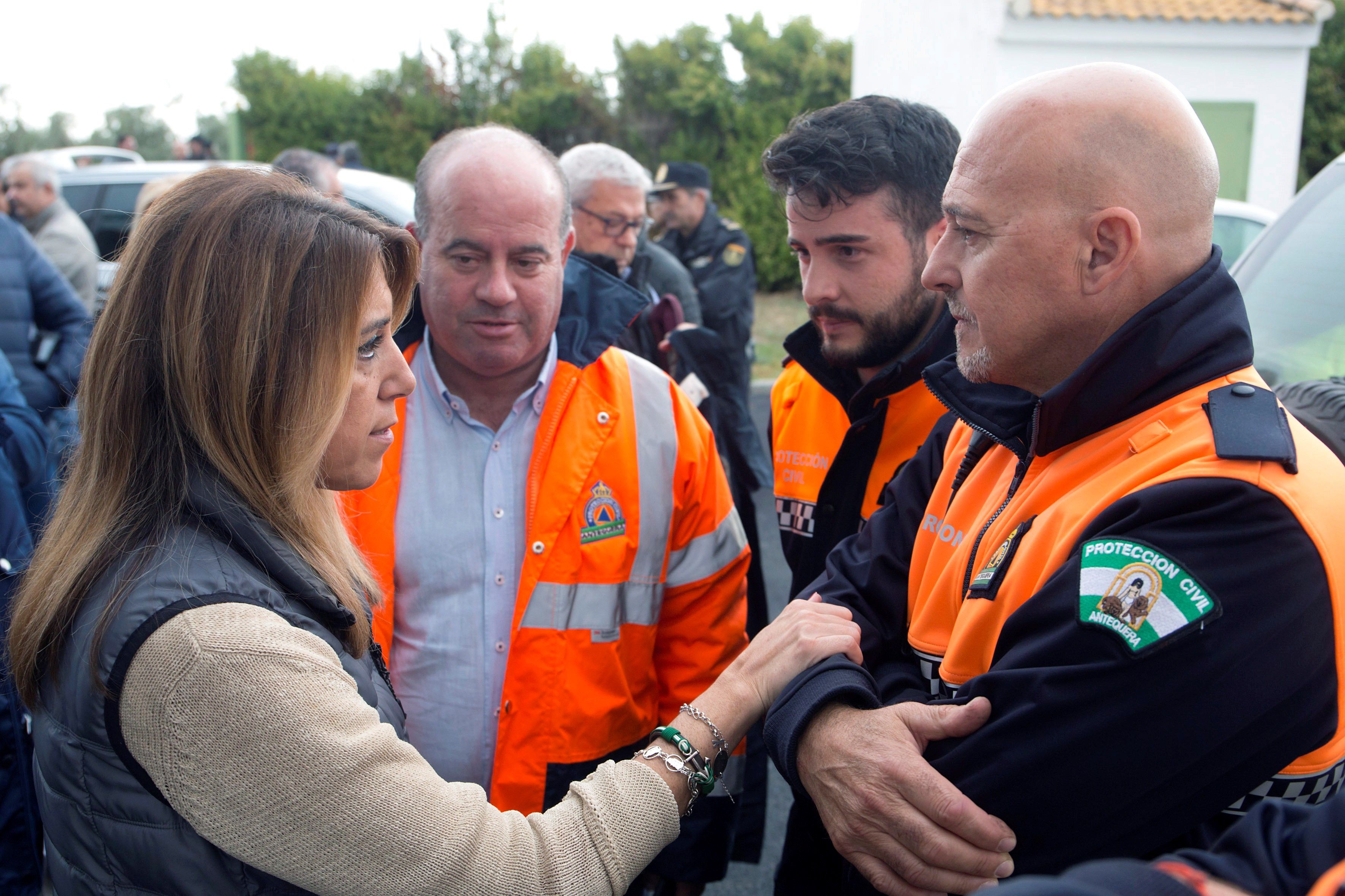 Susana Díaz visita zonas inundadas y dice que "lo que no se arregla es lo de José" Susana Díaz visita zonas inundadas y dice que "lo que no se arregla es lo de José"