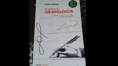 Libro 'Lo esencial de grafolog&iacute;a' de Clara Tahoces