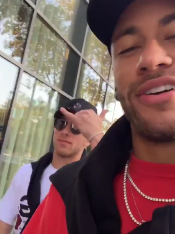 Neymar está en Barcelona: sube un vídeo junto a su amigo Arthur Neymar está en Barcelona: sube un vídeo junto a su amigo Arthur