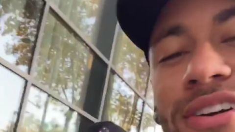 Neymar, en Barcelona junto a Arthur Melo