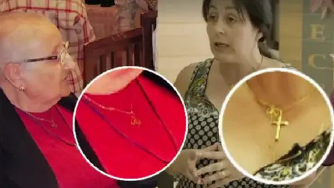 Imagen de la joya robada por la que unos familiares han denunciado a la directora de la residencia Imagen de la joya robada por la que unos familiares han denunciado a la directora de la residencia