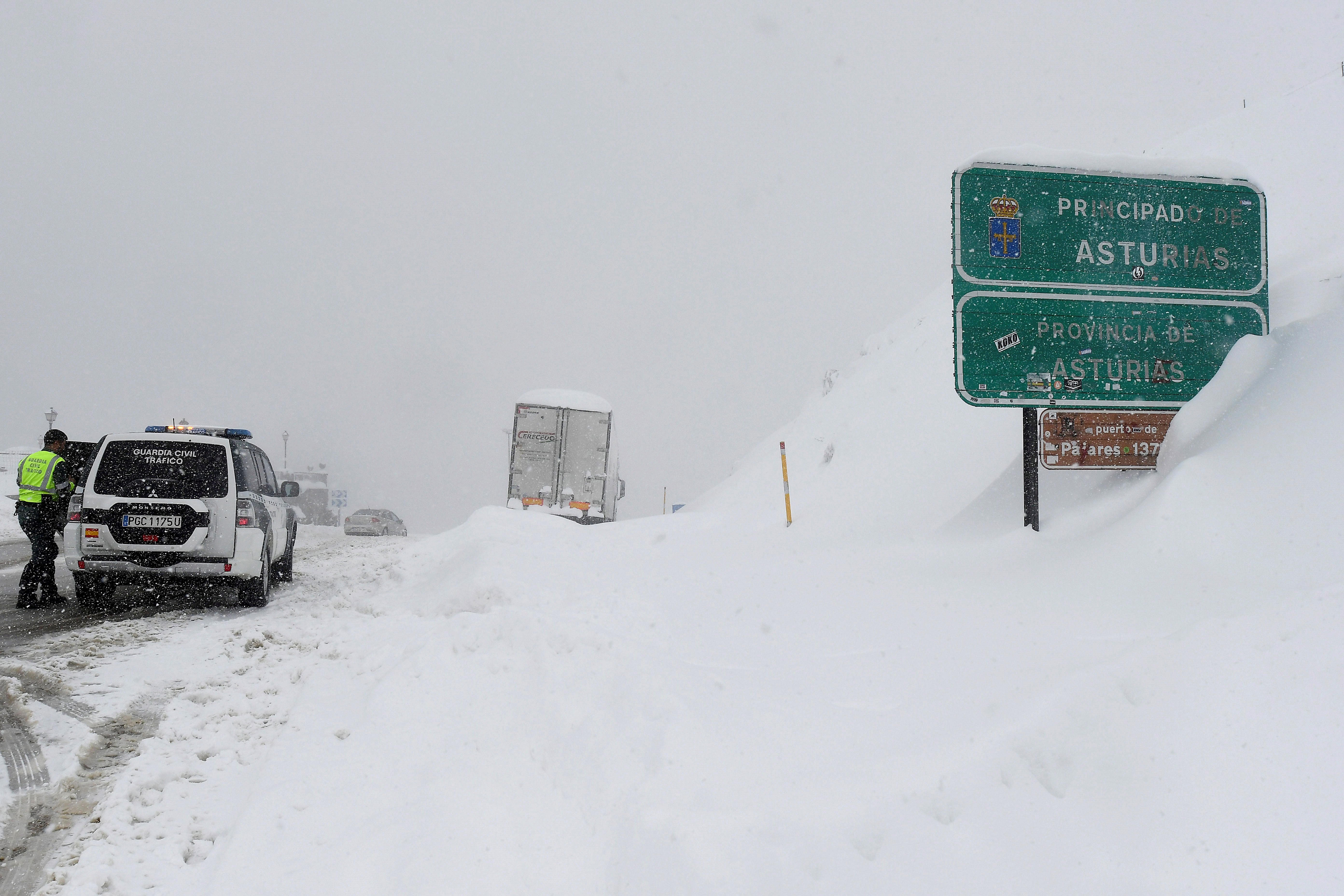 Asturias se enfrenta a un fin de semana de puro invierno Asturias se enfrenta a un fin de semana de puro invierno