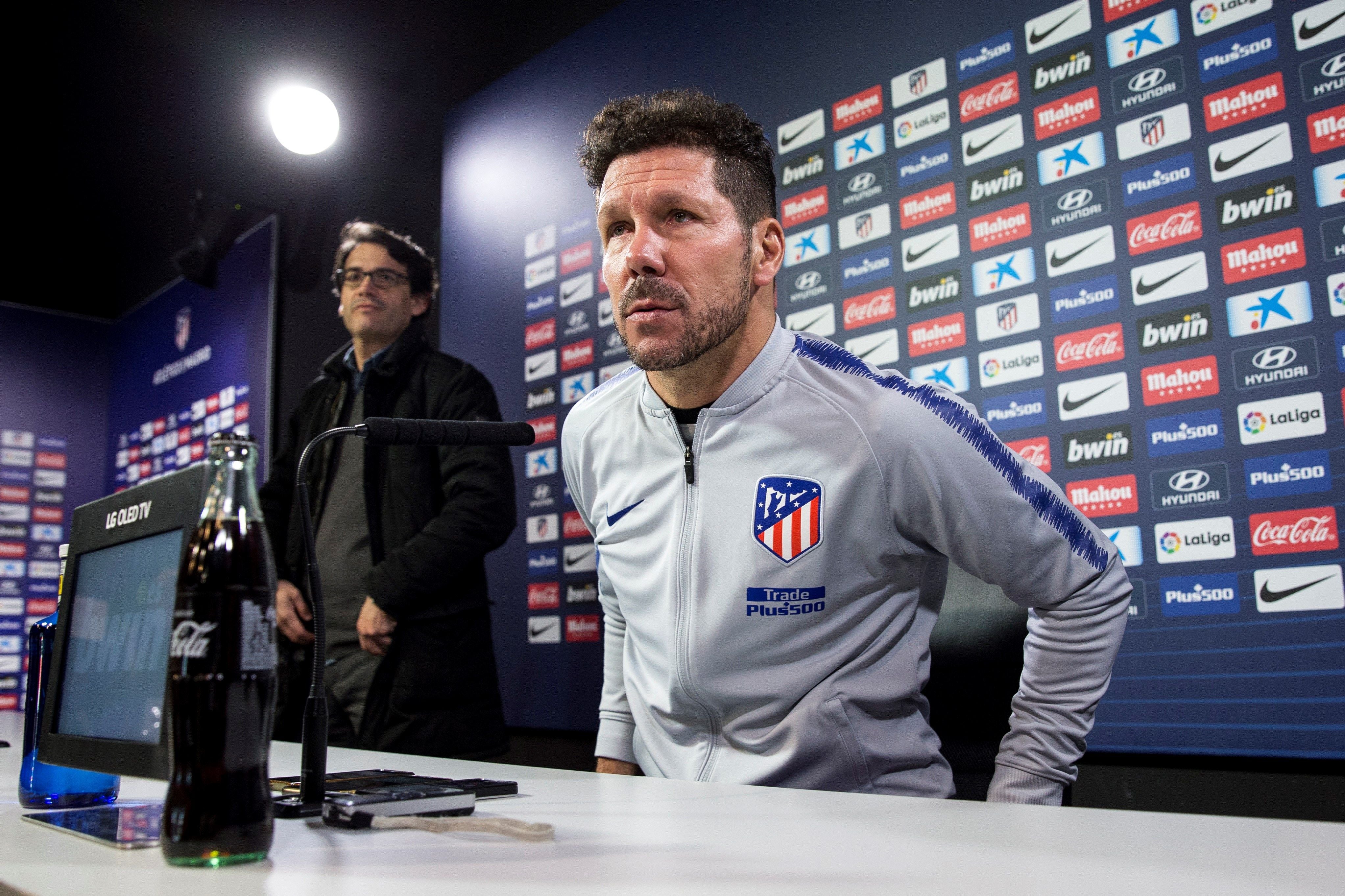 Simeone: "¿Lopetegui? La vida te pide exigencias" Simeone: "¿Lopetegui? La vida te pide exigencias"