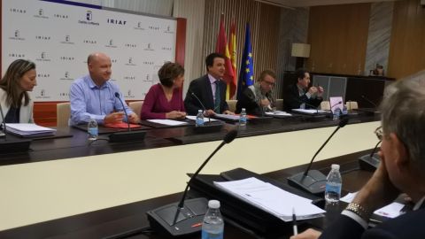 El IVICAM de Tomelloso ha acogido la reuni&oacute;n de la Fundaci&oacute;n Tierra de Vi&ntilde;edos