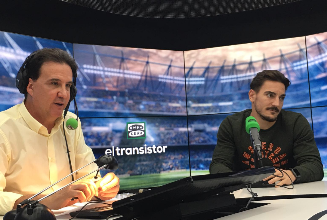 Damián Quintero: "Ha sido más difícil sacarme la ingeniería aeronáutica que ser campeón del mundo de kárate" Damián Quintero: "Ha sido más difícil sacarme la ingeniería aeronáutica que ser campeón del mundo de kárate"