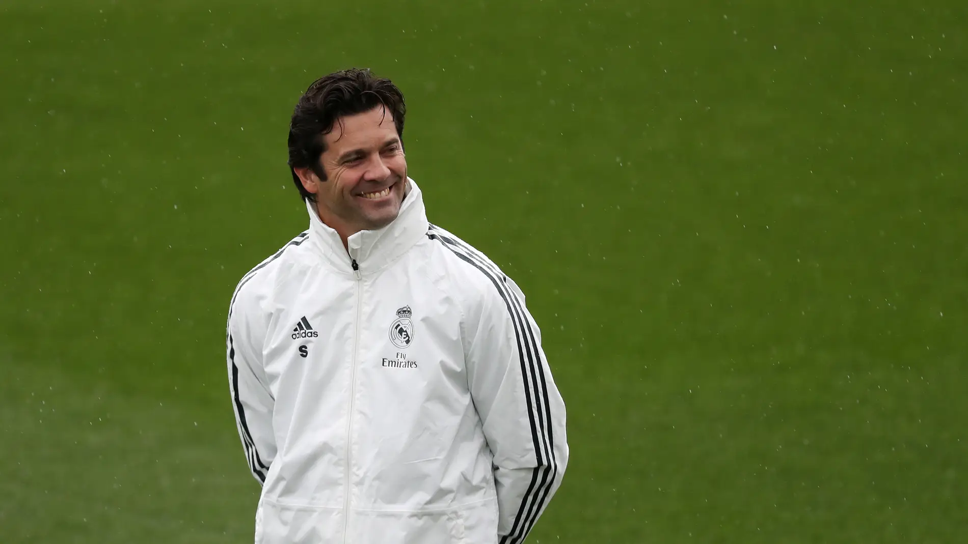 Solari, sonriente durante el entrenamiento del Real Madrid