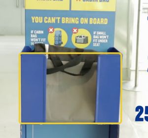 Ryanair empieza a cobrar este jueves por el equipaje de mano: estas son las tarifas de su nueva política Ryanair empieza a cobrar este jueves por el equipaje de mano: estas son las tarifas de su nueva política