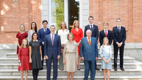 Foto de familia por el 80 aniversario de la Reina Do&ntilde;a Sof&iacute;a