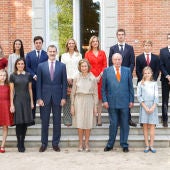 Foto de familia por el 80 aniversario de la Reina Doña Sofía