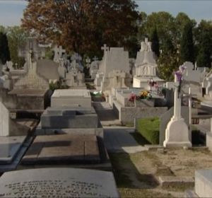 Un estudio demuestra que vivir cerca de un cementerio puede ser hasta un 74% más barato Un estudio demuestra que vivir cerca de un cementerio puede ser hasta un 74% más barato