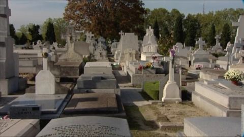 Un estudio demuestra que vivir cerca de un cementerio puede ser hasta un 74% más barato