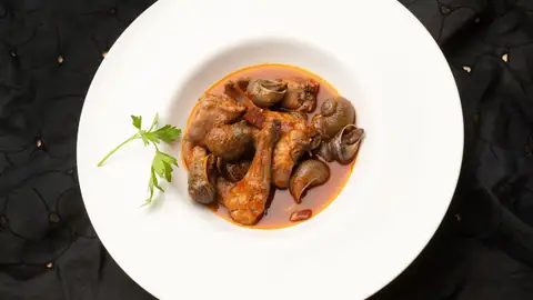 Karlos Arguiñano en tu cocina - Conejo con caracoles a la riojana Karlos Arguiñano en tu cocina - Conejo con caracoles a la riojana