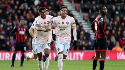 El Manchester United celebra un gol