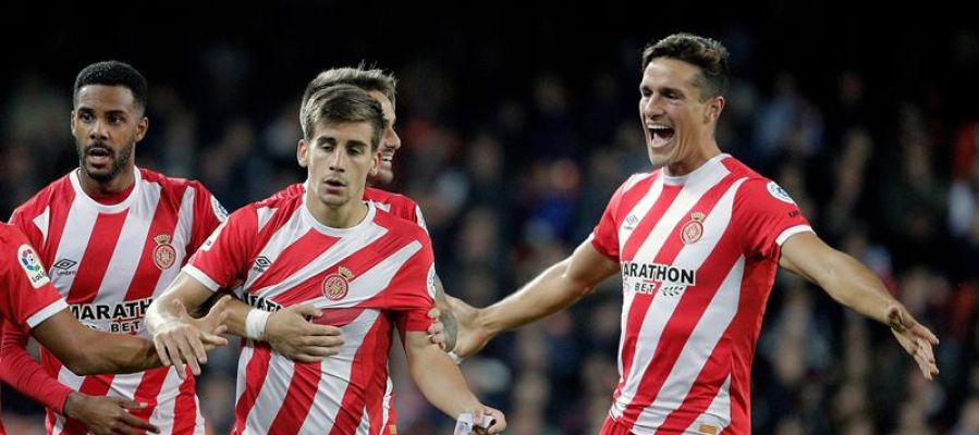 Los jugadores del Girona celebran el gol de Pere Pons Los jugadores del Girona celebran el gol de Pere Pons
