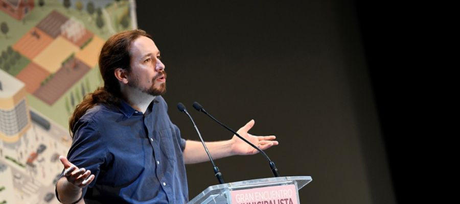 Iglesias durante su intervención en el Gran Encuentro Municipalista de Podemos en Alcorcón Iglesias durante su intervención en el Gran Encuentro Municipalista de Podemos en Alcorcón