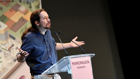 Iglesias durante su intervenci&oacute;n en el Gran Encuentro Municipalista de Podemos en Alcorc&oacute;n