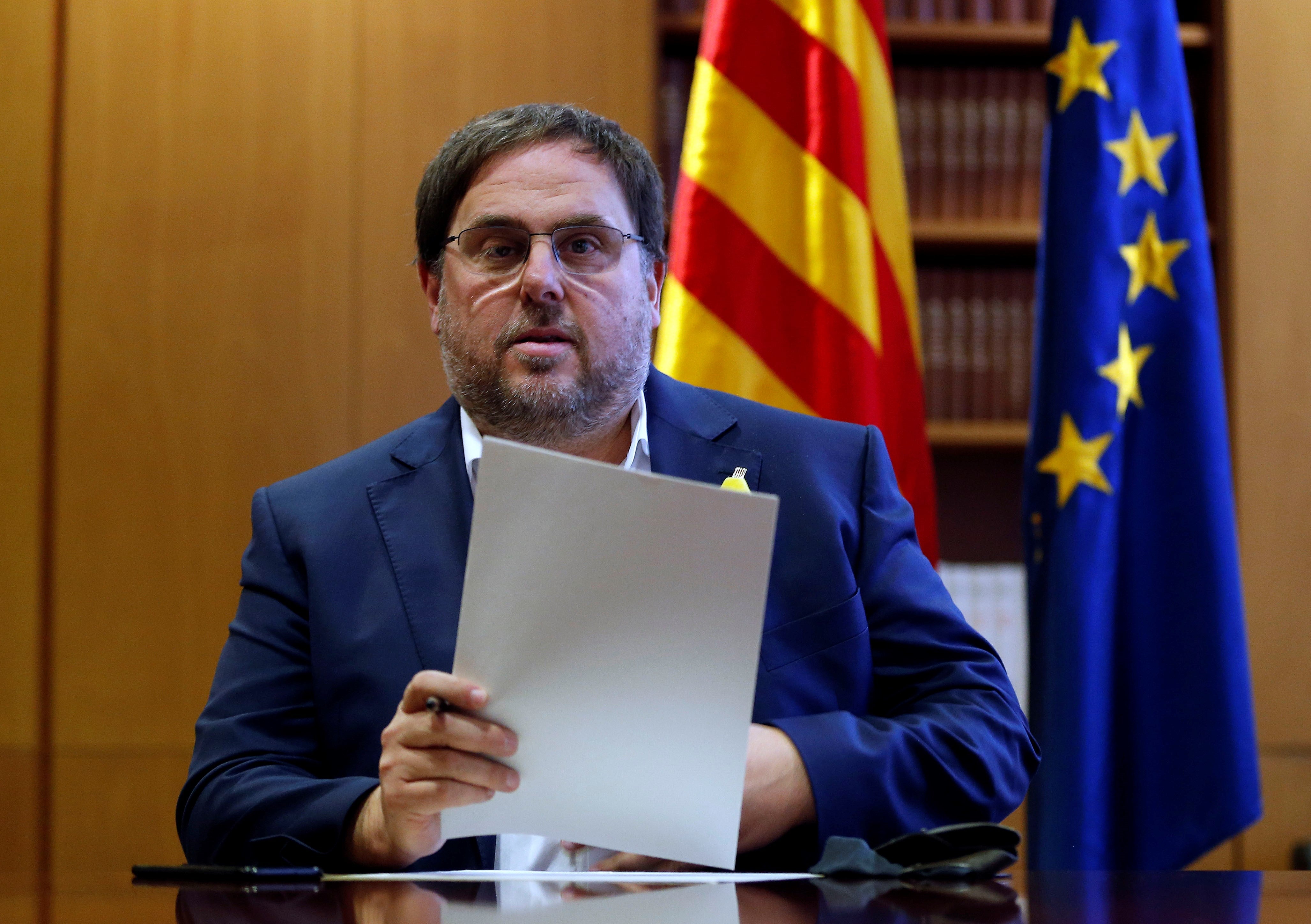 Junqueras confía en que la reunión entre Torra y Sánchez abra "una nueva etapa de diálogo" Junqueras confía en que la reunión entre Torra y Sánchez abra "una nueva etapa de diálogo"