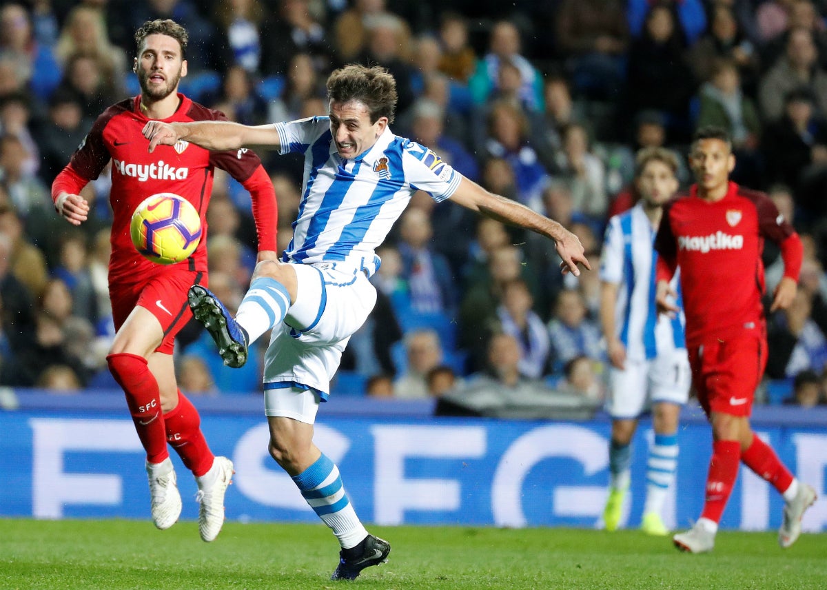 Real Sociedad y Sevilla empatan en un igualado encuentro en Anoeta Real Sociedad y Sevilla empatan en un igualado encuentro en Anoeta