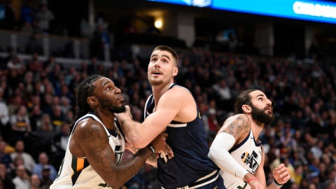 Juan Hernang&oacute;mez y Ricky Rubio