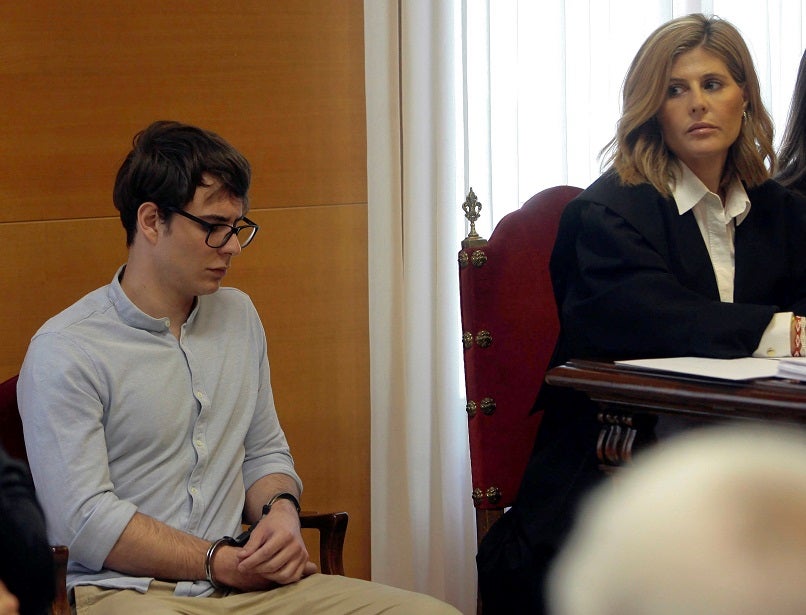 El TSJCM rebaja de tres a una las penas de prisión permanente revisable para el asesino de Pioz El TSJCM rebaja de tres a una las penas de prisión permanente revisable para el asesino de Pioz