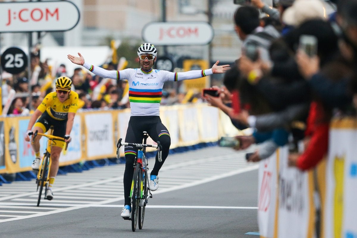 Alejandro Valverde gana con el maillot arcoiris el Criterium de Saitama en Japón Alejandro Valverde gana con el maillot arcoiris el Criterium de Saitama en Japón