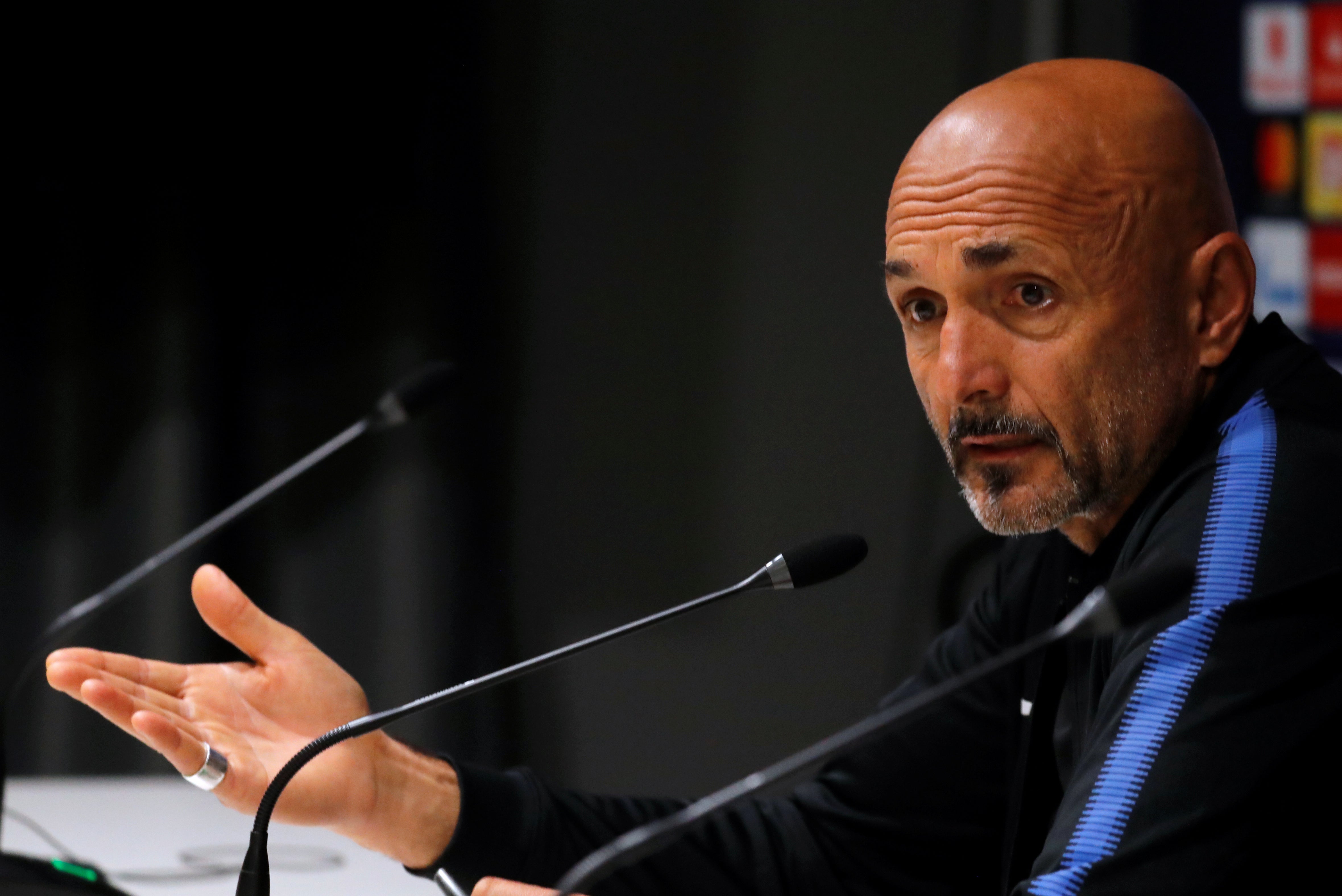 Spalletti, sobre el duelo ante el Barcelona: "Es la ocasión para ver si podemos jugar a la par de cualquiera" Spalletti, sobre el duelo ante el Barcelona: "Es la ocasión para ver si podemos jugar a la par de cualquiera"
