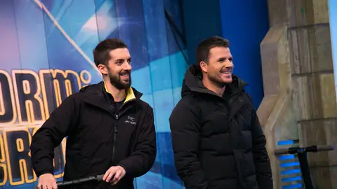 Dani Martín y David Broncano irrumpen 'El Hormiguero 3.0' durante la visita de Rosalía Dani Martín y David Broncano irrumpen 'El Hormiguero 3.0' durante la visita de Rosalía