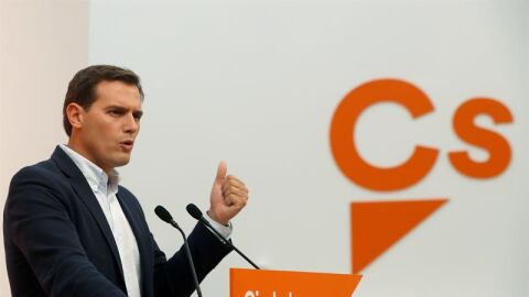 El l&iacute;der de Ciudadanos, Albert Rivera, en rueda de prensa