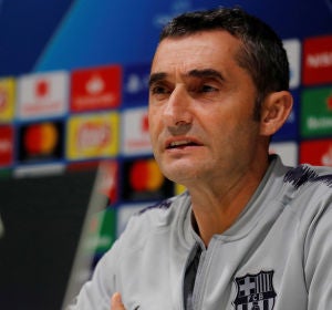 Ernesto Valverde atiende a los periodistas Ernesto Valverde atiende a los periodistas