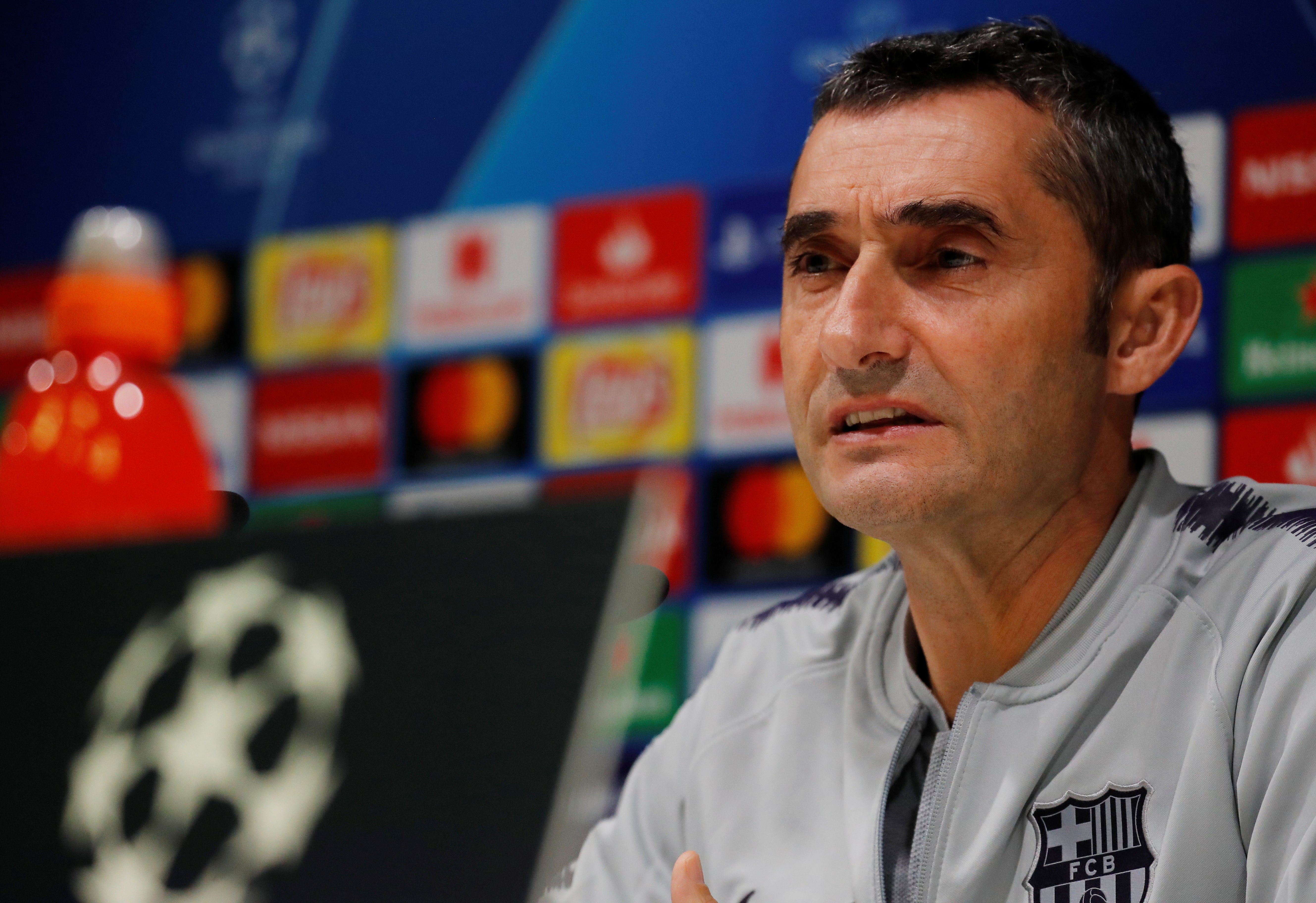 Ernesto Valverde: "El PSV se la juega, pero nuestra intención es ganar y ser primeros" Ernesto Valverde: "El PSV se la juega, pero nuestra intención es ganar y ser primeros"