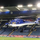 El helicóptero del dueño del Leicester despega del estadio del equipo inglés