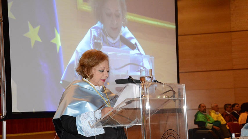 García Rodero, primera doctora "honoris causa" de la Universidad de CLM García Rodero, primera doctora "honoris causa" de la Universidad de CLM