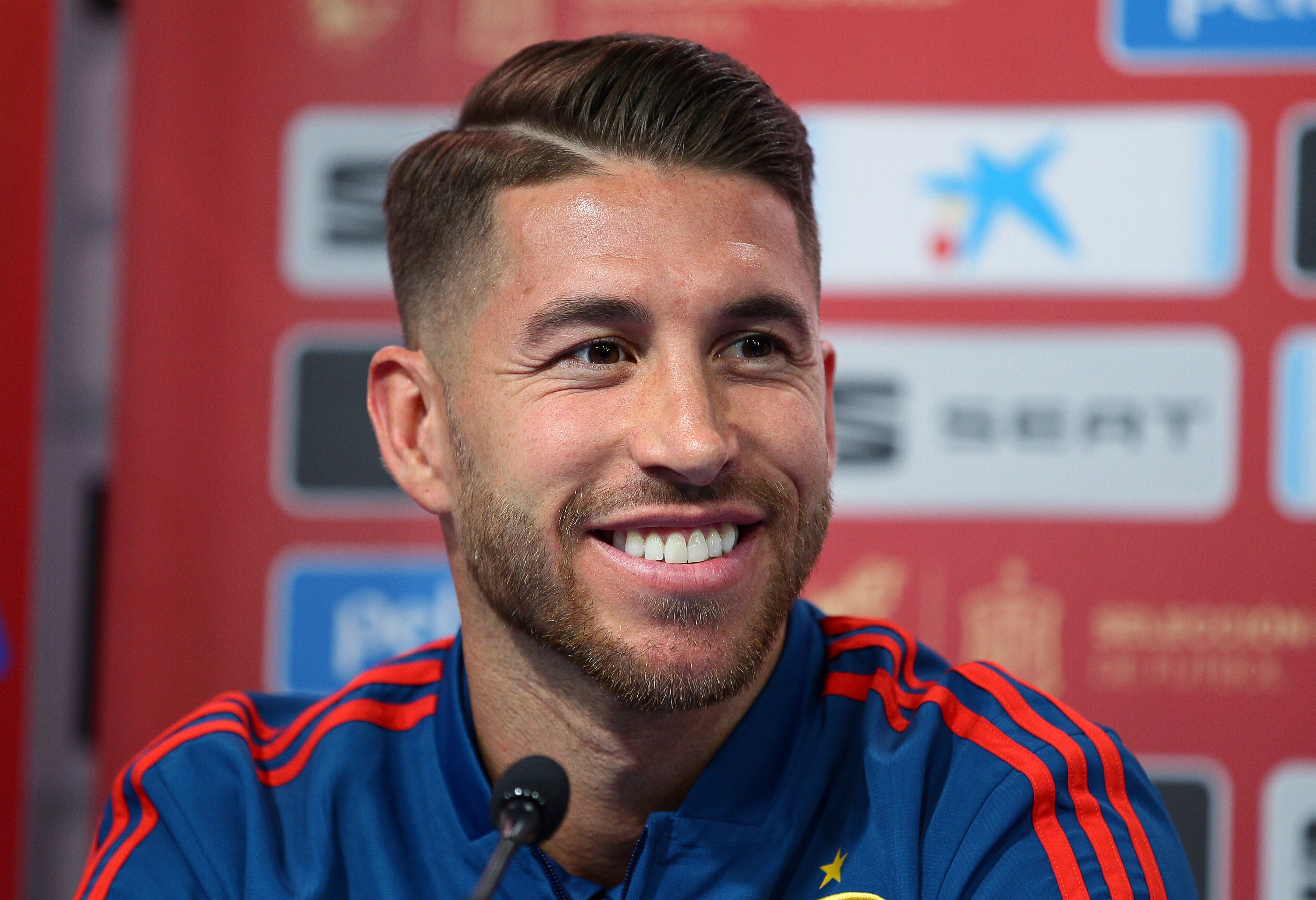 Sergio Ramos, sobre Asensio: "A los jóvenes hay que dejarles que disfruten y no llenarles la maleta de piedras" Sergio Ramos, sobre Asensio: "A los jóvenes hay que dejarles que disfruten y no llenarles la maleta de piedras"