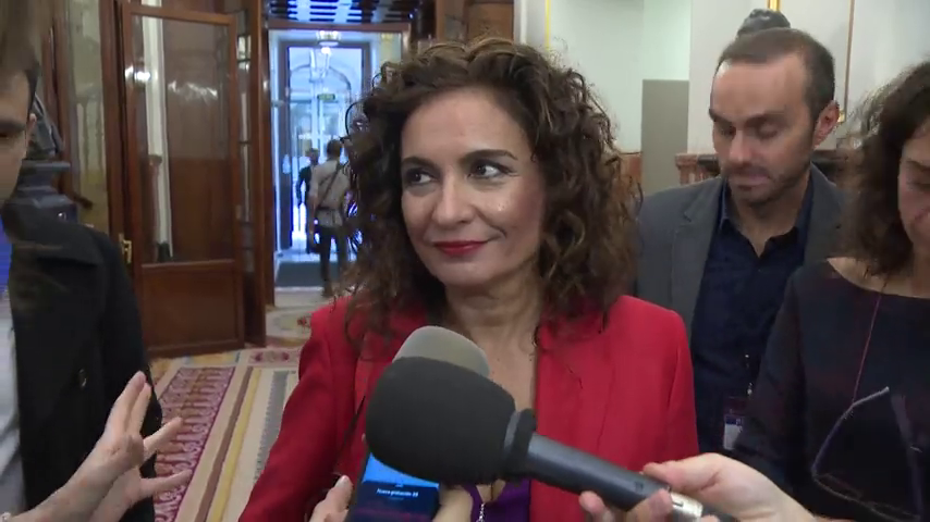 La Ministra de Hacienda asegura que la segunda edición del Perte del vehículo eléctrico irá "especialmente" a las fábricas de baterías La Ministra de Hacienda asegura que la segunda edición del Perte del vehículo eléctrico irá "especialmente" a las fábricas de baterías