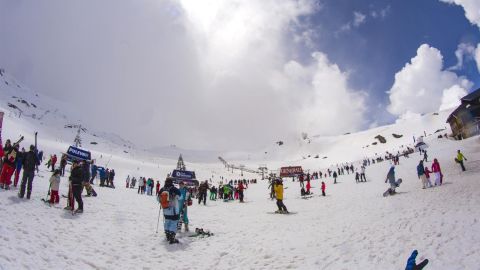 Los empresarios de Sierra Nevada amenazan con movilizaciones 