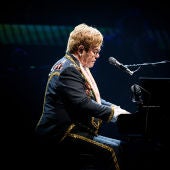 Elton John en uno de sus últimos conciertos