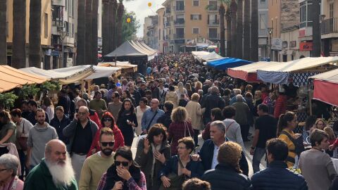 Miles de mallorquines disfrutan de la fira del Dijous Bo en Inca