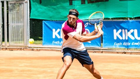 TENIS