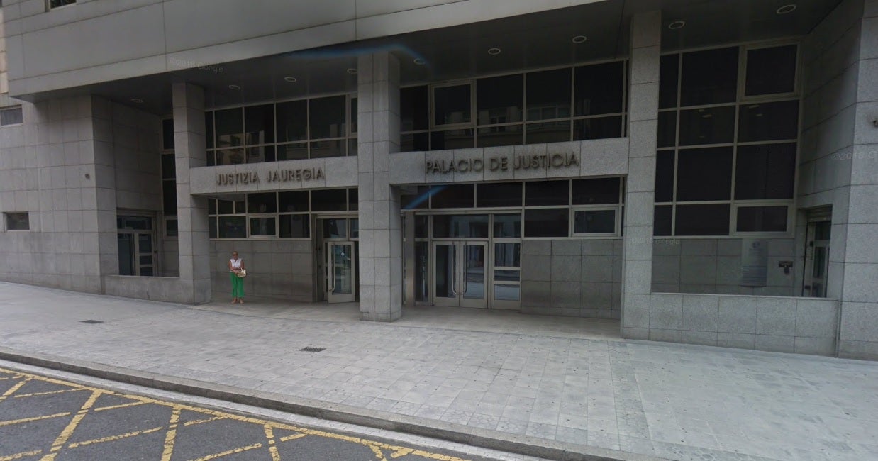 Condenan a 11 años de cárcel al exprofesor de Gaztelueta por abusos sexuales Condenan a 11 años de cárcel al exprofesor de Gaztelueta por abusos sexuales