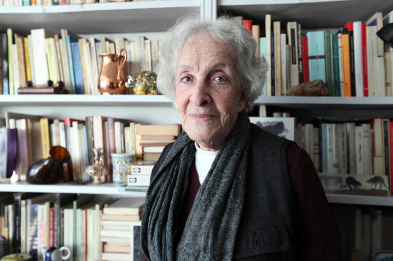 Llega a Madrid la poeta Ida Vitale para recibir el Premio Cervantes Llega a Madrid la poeta Ida Vitale para recibir el Premio Cervantes
