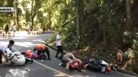 Brutal accidente Brutal accidente