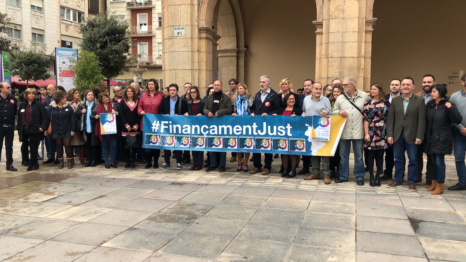 Los grupos políticos y los sindicatos unen fuerzas para pedir al gobierno estatal un financiamiento justo para la provincia Los grupos políticos y los sindicatos unen fuerzas para pedir al gobierno estatal un financiamiento justo para la provincia