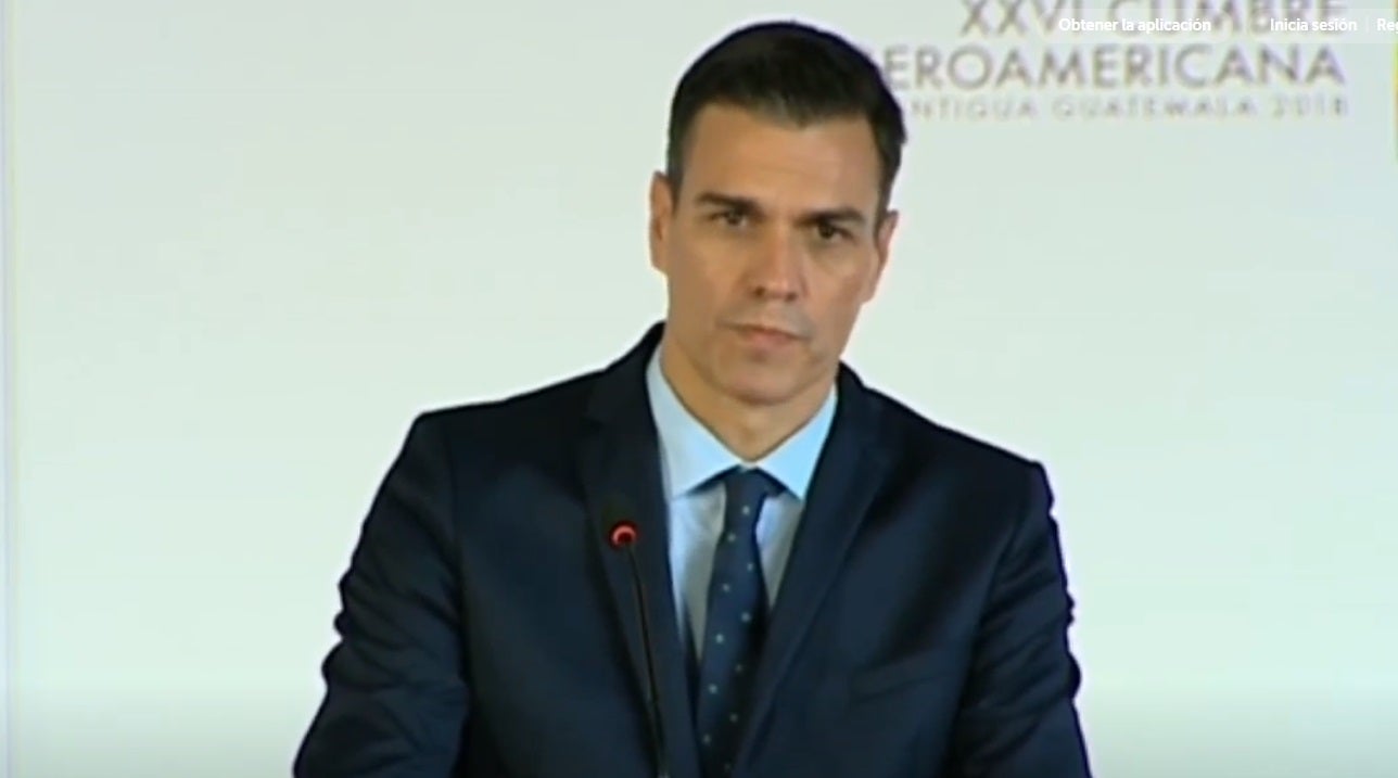 Sánchez: "Hay una serie de medidas que si no aprobamos con los Presupuestos, lo haremos a través de reales decretos" Sánchez: "Hay una serie de medidas que si no aprobamos con los Presupuestos, lo haremos a través de reales decretos"