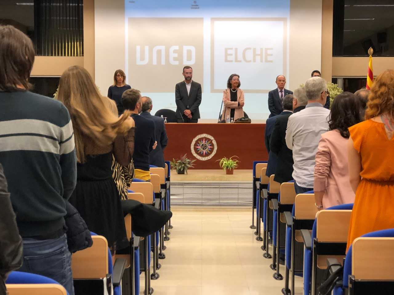 La UNED de Elche consolida su cifra de alumnos en torno a los 4.000 La UNED de Elche consolida su cifra de alumnos en torno a los 4.000