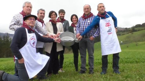 XXXI Fiesta de la Alubia con todos los sacramentos 