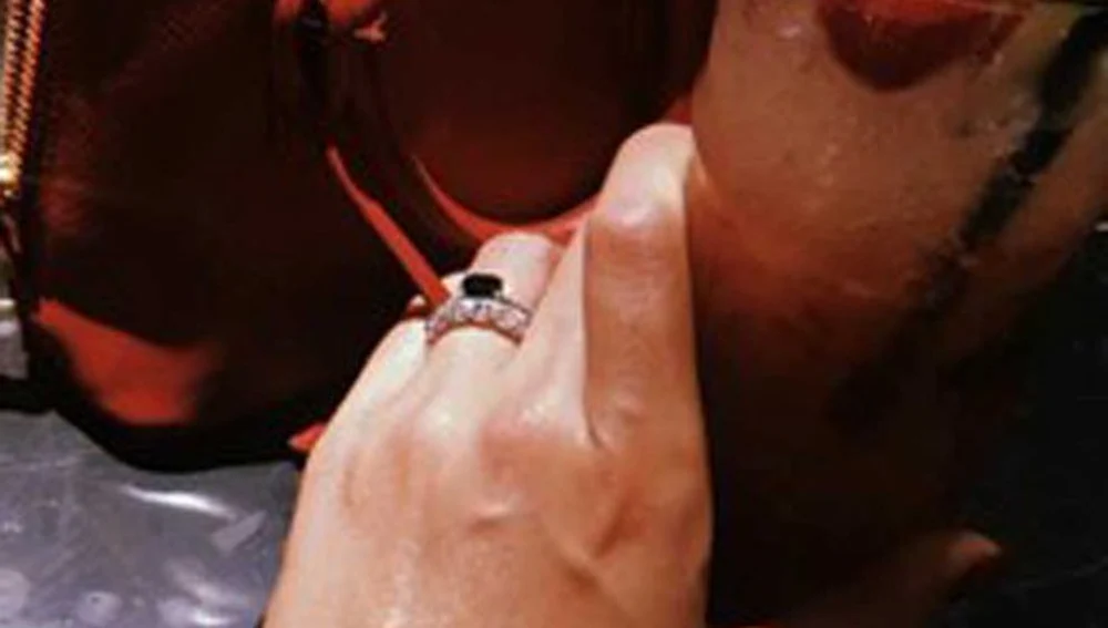El anillo de boda de Georgina