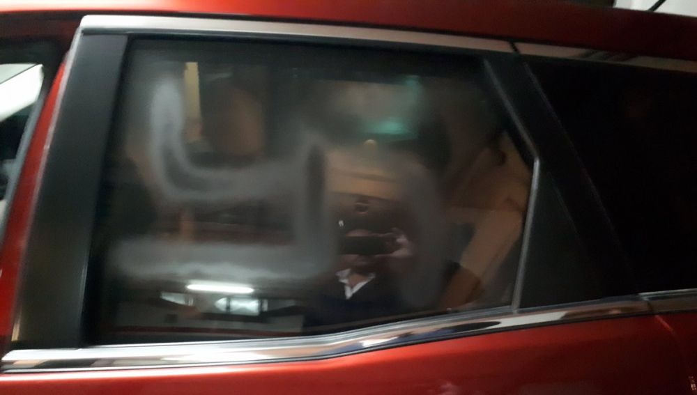 Alejandro Fernández denuncia pintadas en su coche