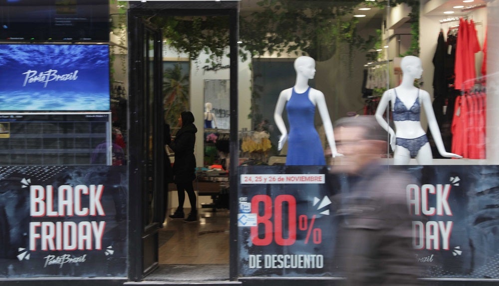 Investigan una estafa mundial en compras del 'Black Friday' por Internet Investigan una estafa mundial en compras del 'Black Friday' por Internet