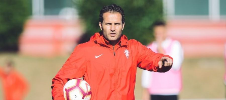 Baraja, durante un entrenamiento con el Sporting de Gijón Baraja, durante un entrenamiento con el Sporting de Gijón